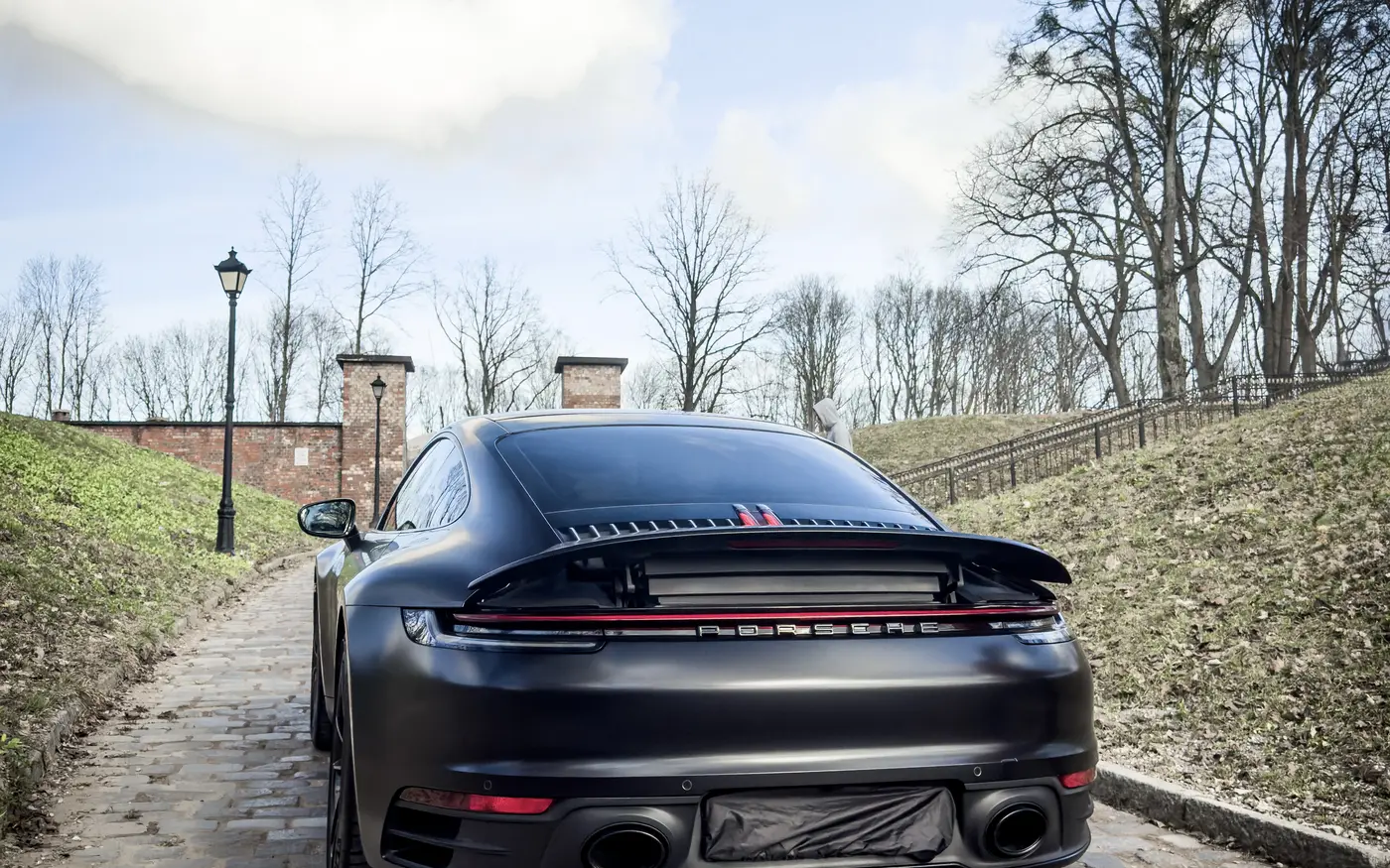 Porsche 911 после работ Lusso, задний ракурс